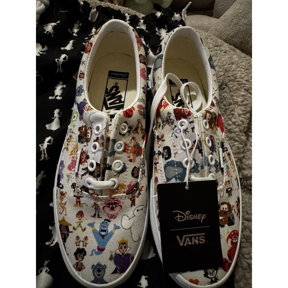 NWT Vans x Disney 100 Custom Era Multi-Character Shoes Limited Edition M6 W7.5
